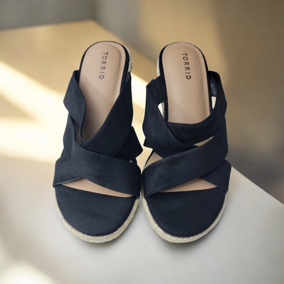 Torrid woman's size 9WW with 4 inch wedge heel slip on sandals 1 inch at toes. - Picture 1 of 9